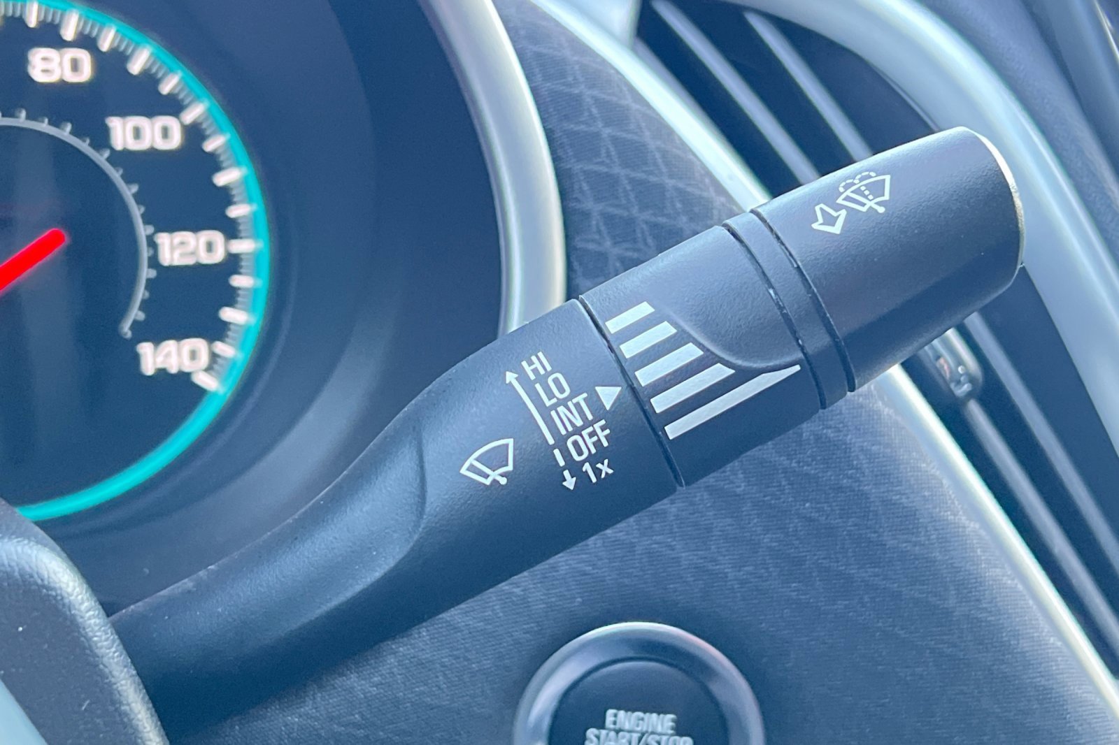 Used 2022 Chevrolet Malibu LT image 33