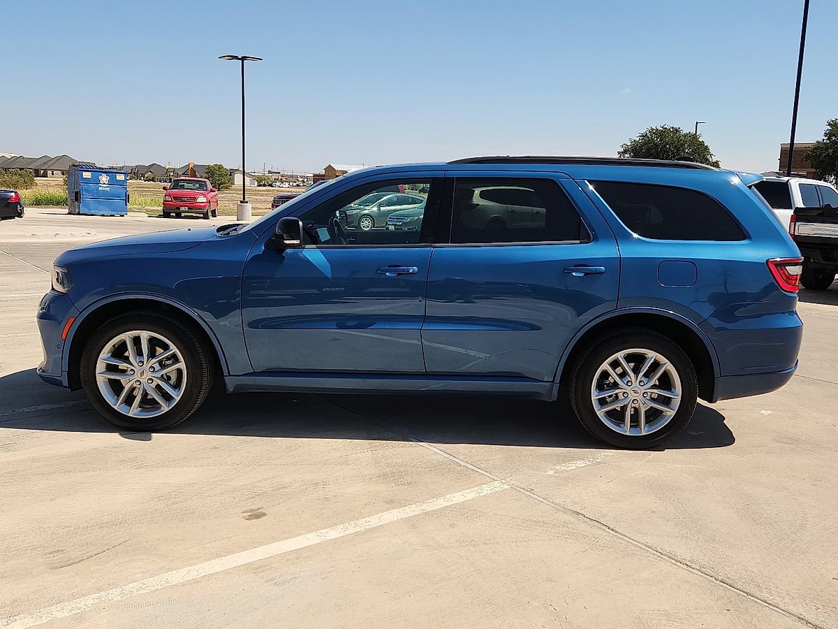 Used 2025 Dodge Durango GT AWD/4WD image 2