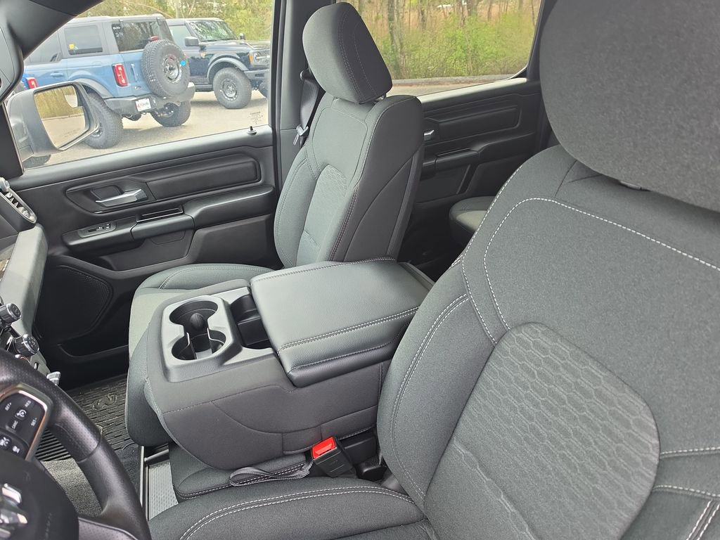 Used 2025 RAM 1500 Tradesman w/ Night Edition AWD/4WD image 8