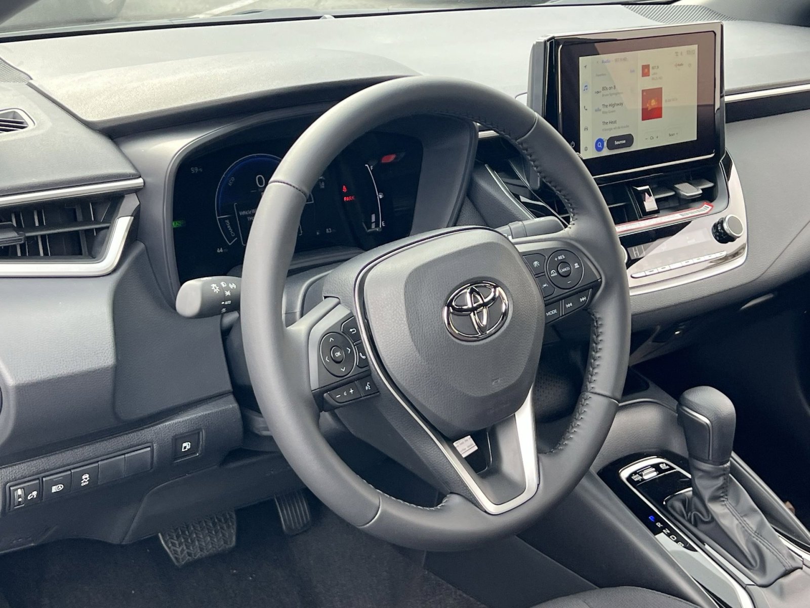 New 2026 Toyota Corolla SE image 12