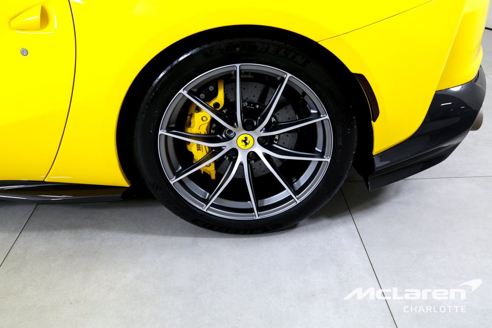 Used 2023 Ferrari 812 GTS RWD image 32