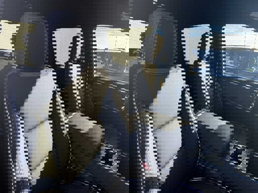 New 2026 GMC Sierra EV Elevation image 19