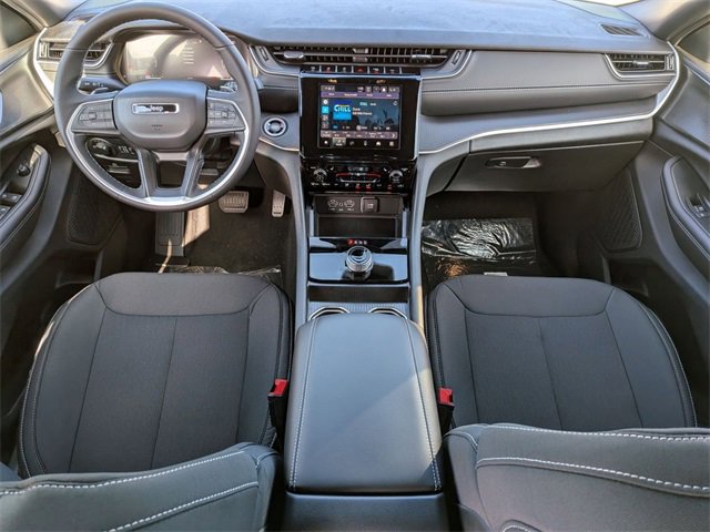 New 2025 Jeep Grand Cherokee Laredo X image 27