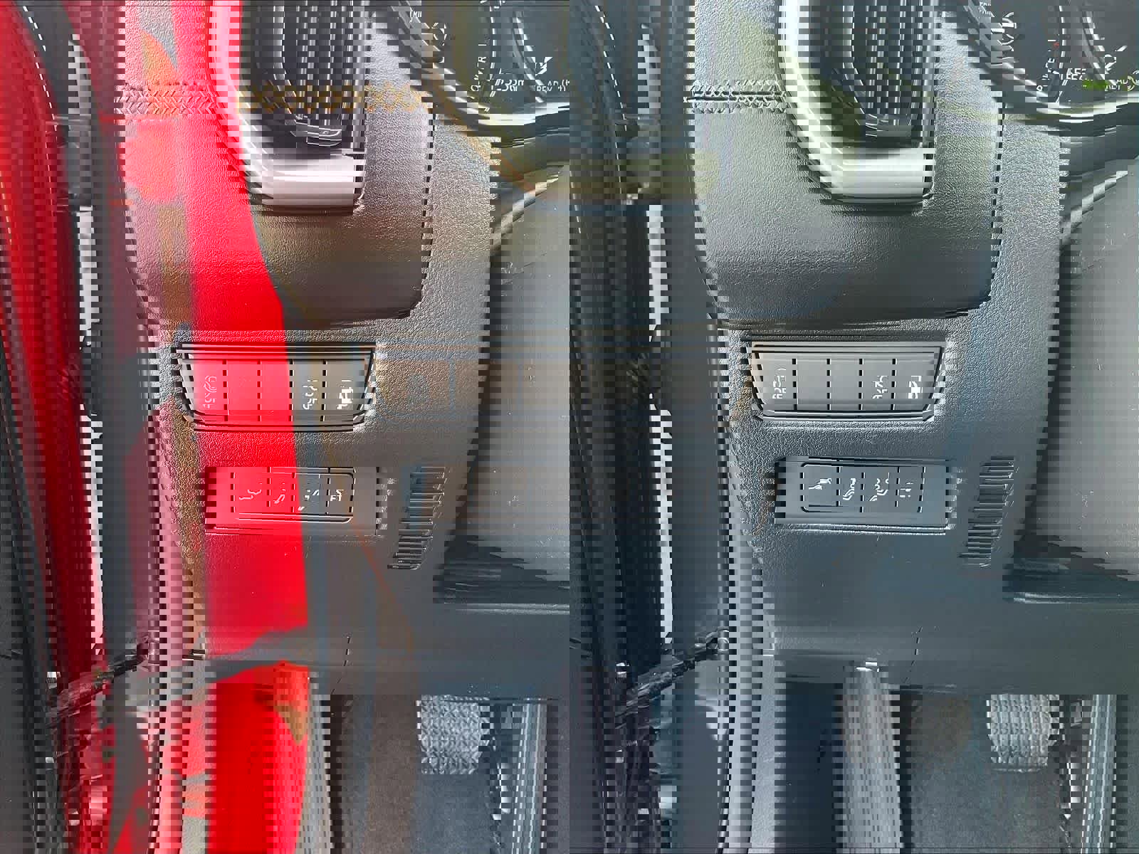 Used 2025 MAZDA CX-50 AWD 2.5 Hybrid w/ Premium Pkg image 27