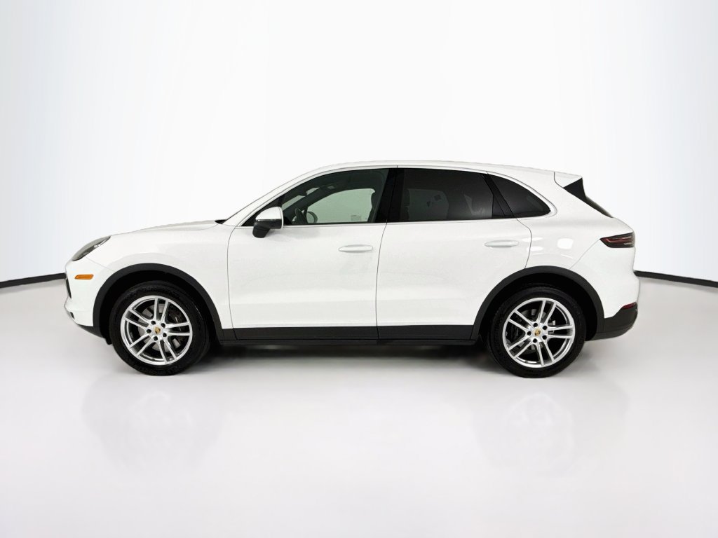 Certified 2023 Porsche Cayenne AWD/4WD image 2