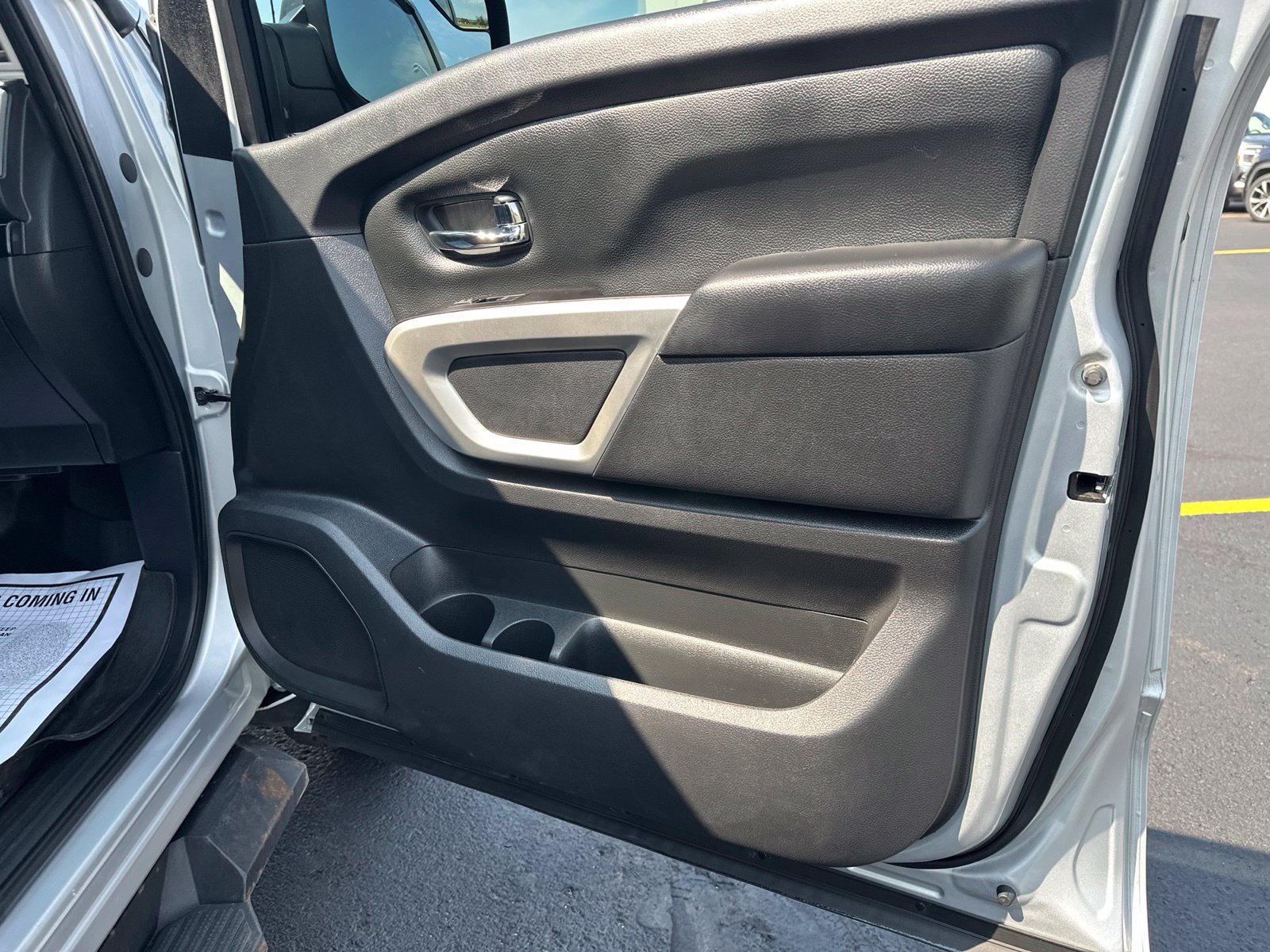 Used 2020 Nissan Titan SV w/ SV Convenience Package AWD/4WD image 39