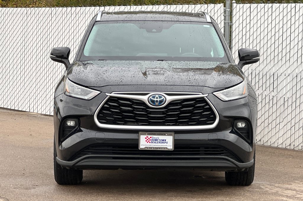 Used 2020 Toyota Highlander XLE image 6