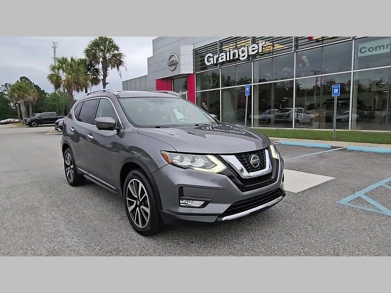 Used 2019 Nissan Rogue SL w/ Premium Package AWD/4WD image 19