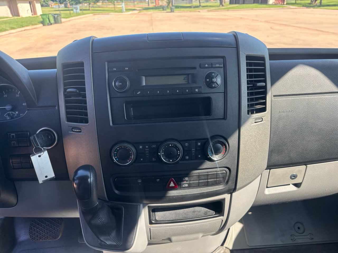 Used 2007 Dodge Sprinter 2500 w/ Cooling Group image 21