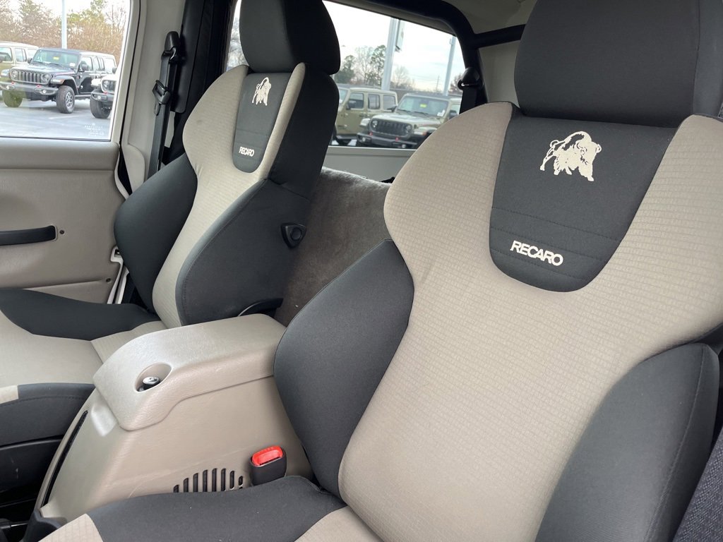 Used 2006 Jeep Wrangler Unlimited Rubicon image 3