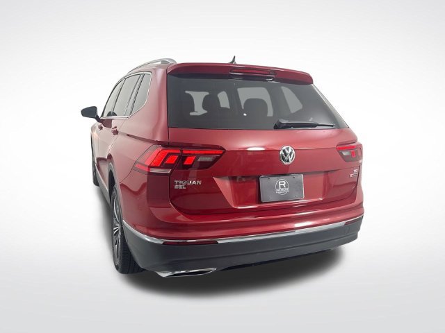 Used 2018 Volkswagen Tiguan SEL AWD/4WD image 31