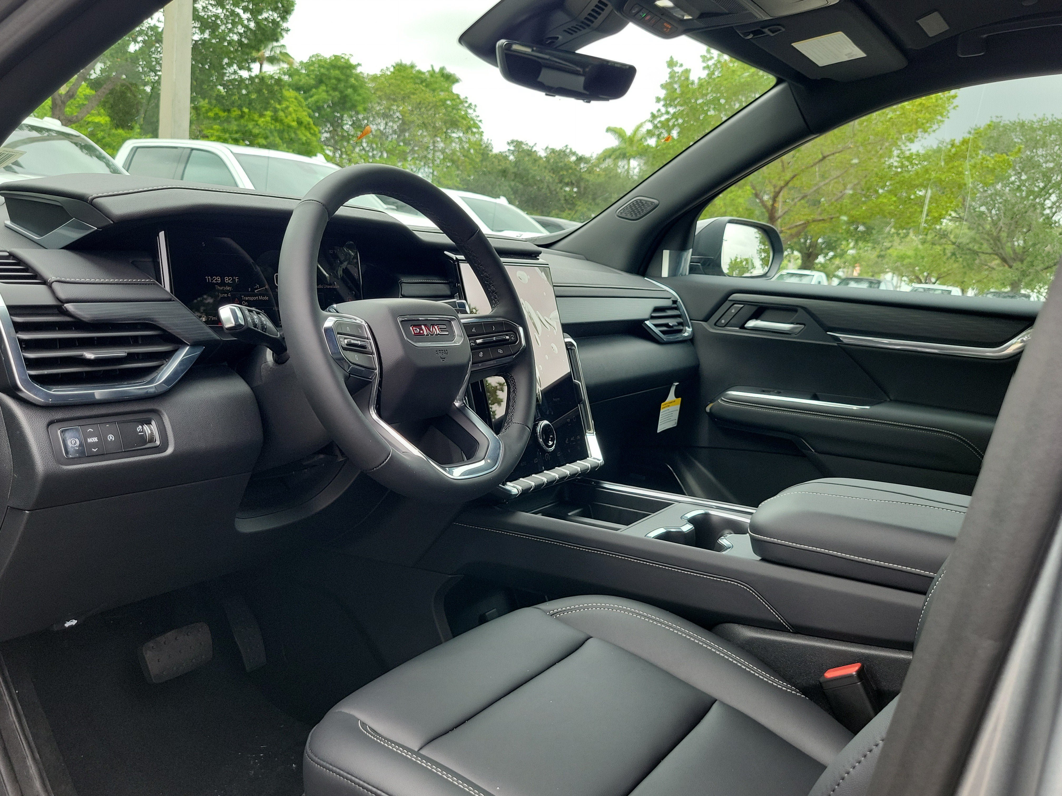 New 2026 GMC Acadia Elevation w/ Elevation Premium Package FWD image 8