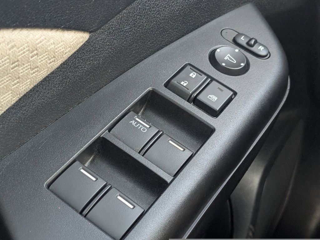 Used 2015 Honda CR-V EX image 9