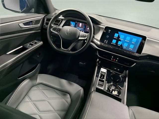 Used 2025 Volkswagen Atlas Cross Sport SE image 23