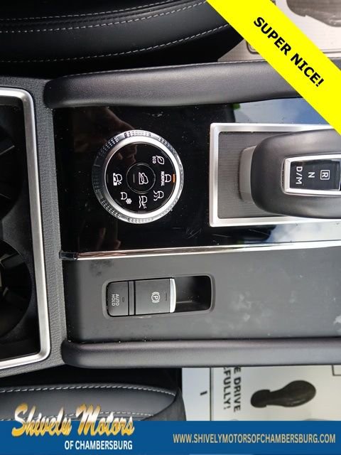 Used 2024 Mitsubishi Outlander SE image 24