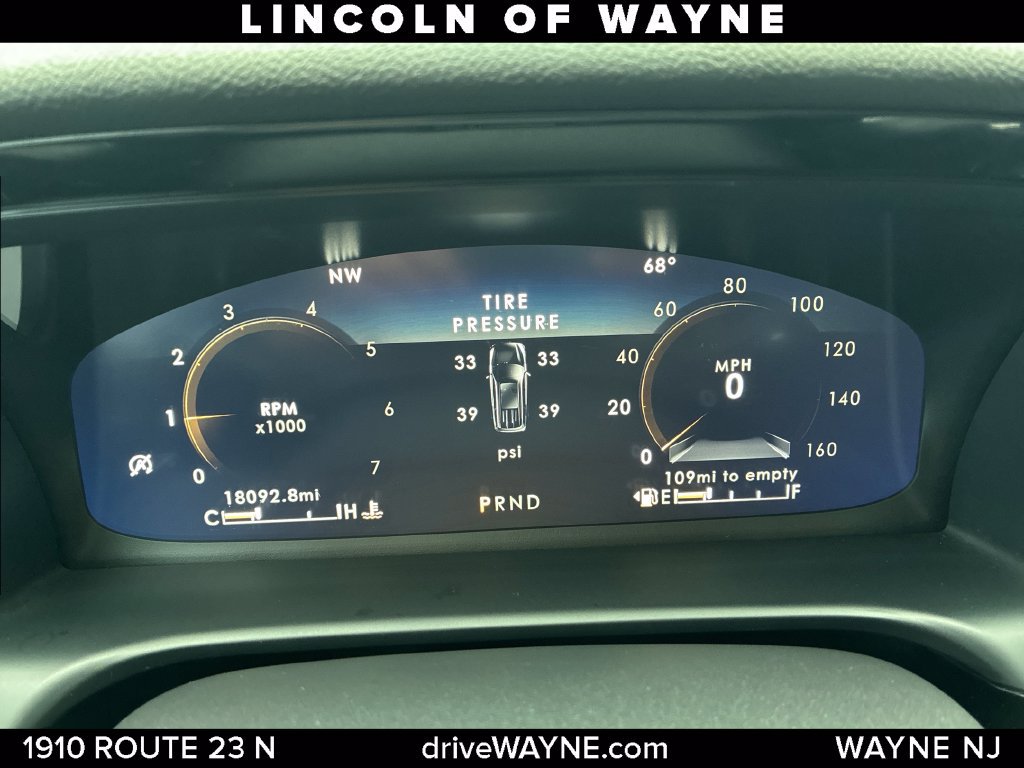 Certified 2024 Lincoln Aviator AWD w/ Premium Package image 17