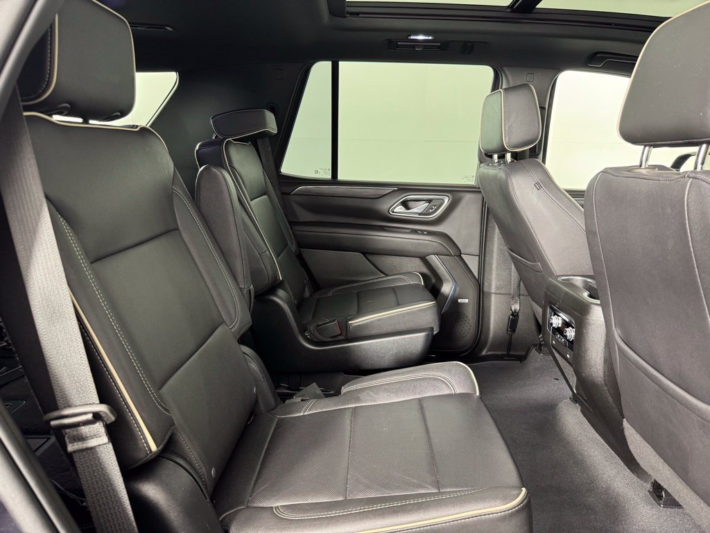 Used 2023 GMC Yukon SLT AWD/4WD image 23