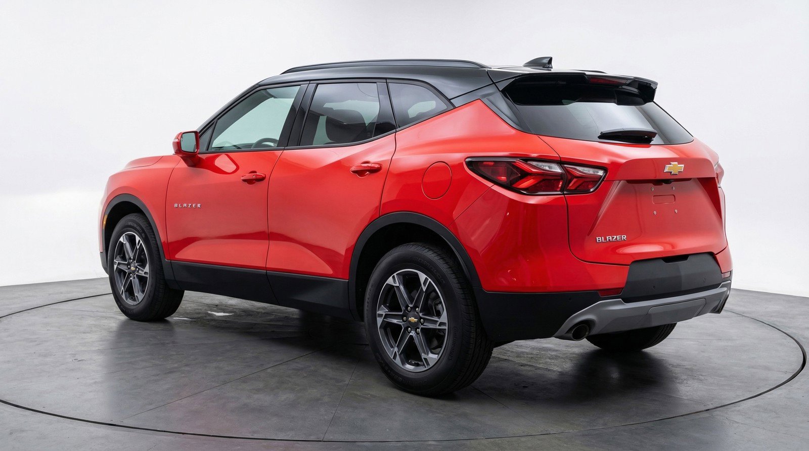Used 2025 Chevrolet Blazer LT image 6
