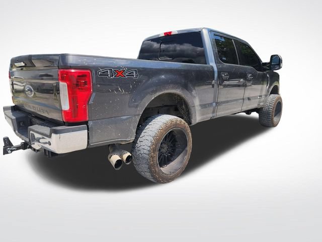 Used 2017 Ford F250 Lariat w/ Lariat Value Package AWD/4WD image 2
