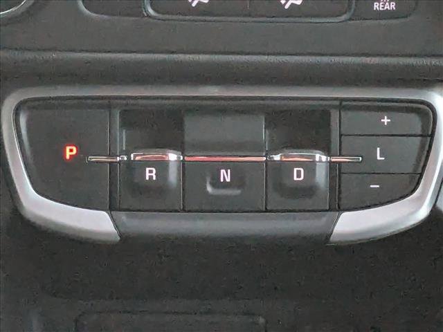 Used 2024 GMC Terrain SLE image 12