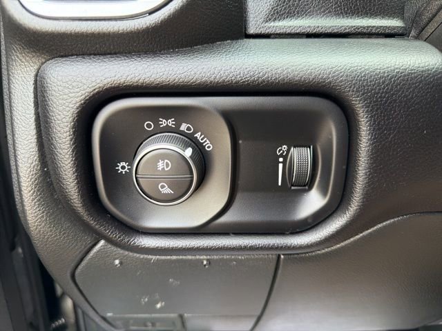 Used 2024 RAM 3500 Big Horn AWD/4WD image 26