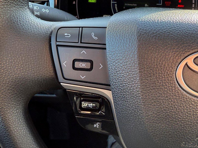 Certified 2025 Toyota Camry LE image 17