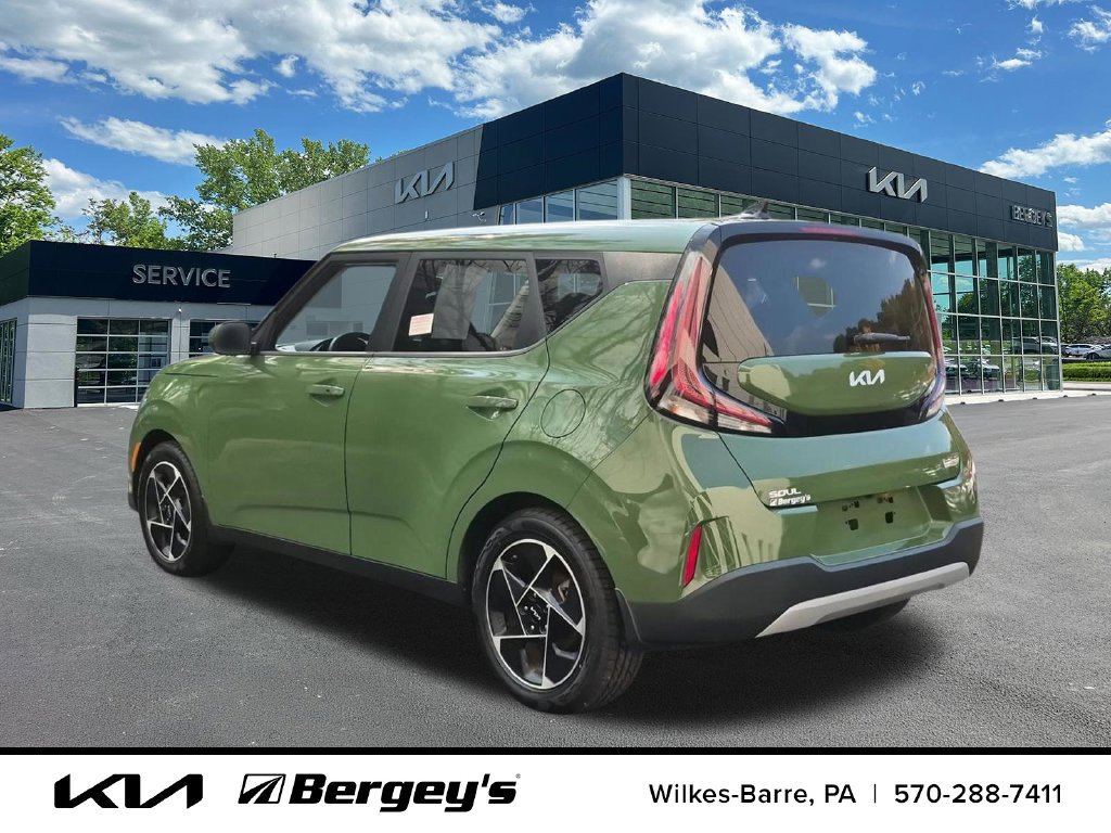 Certified 2023 Kia Soul EX FWD image 17