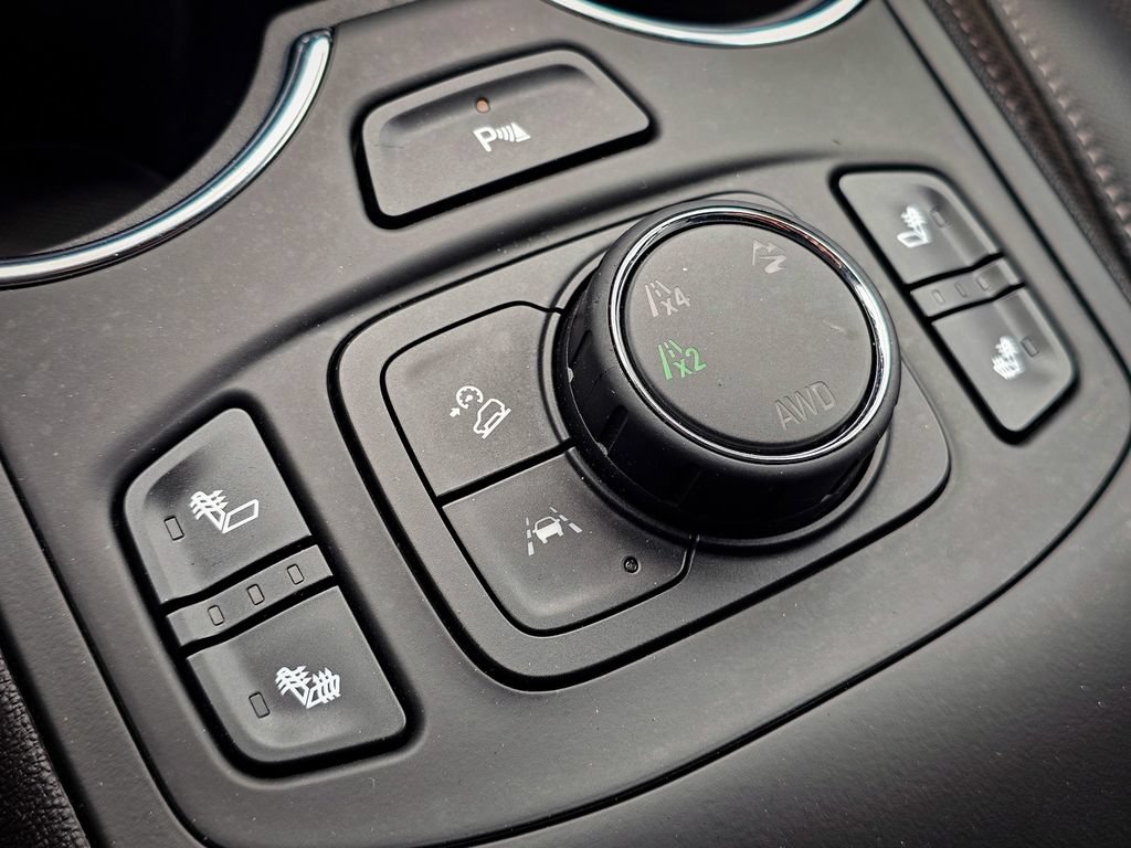 Used 2023 GMC Terrain SLT w/ Tech Package AWD/4WD image 28