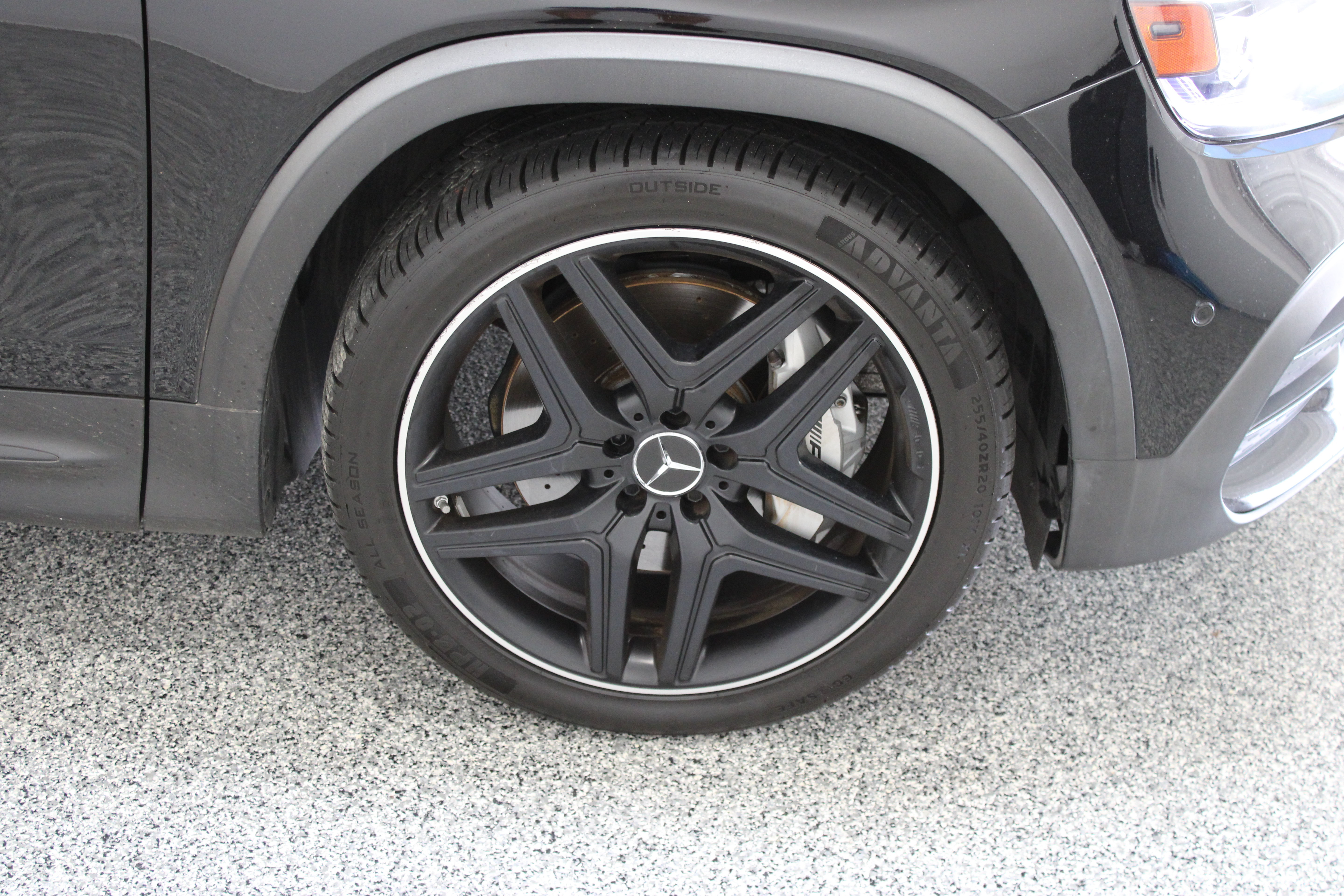 Used 2023 Mercedes-Benz GLB 35 AMG 4MATIC image 5