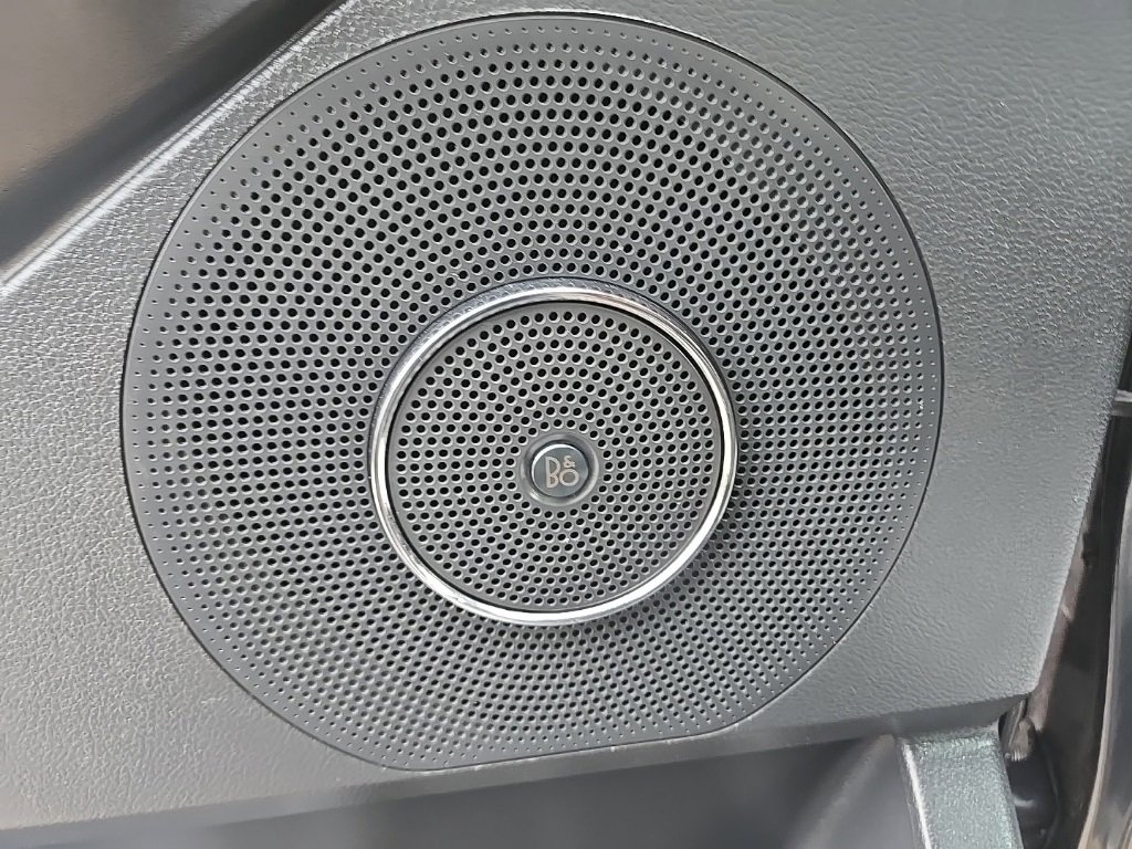 Used 2023 Ford Expedition Max Limited image 12