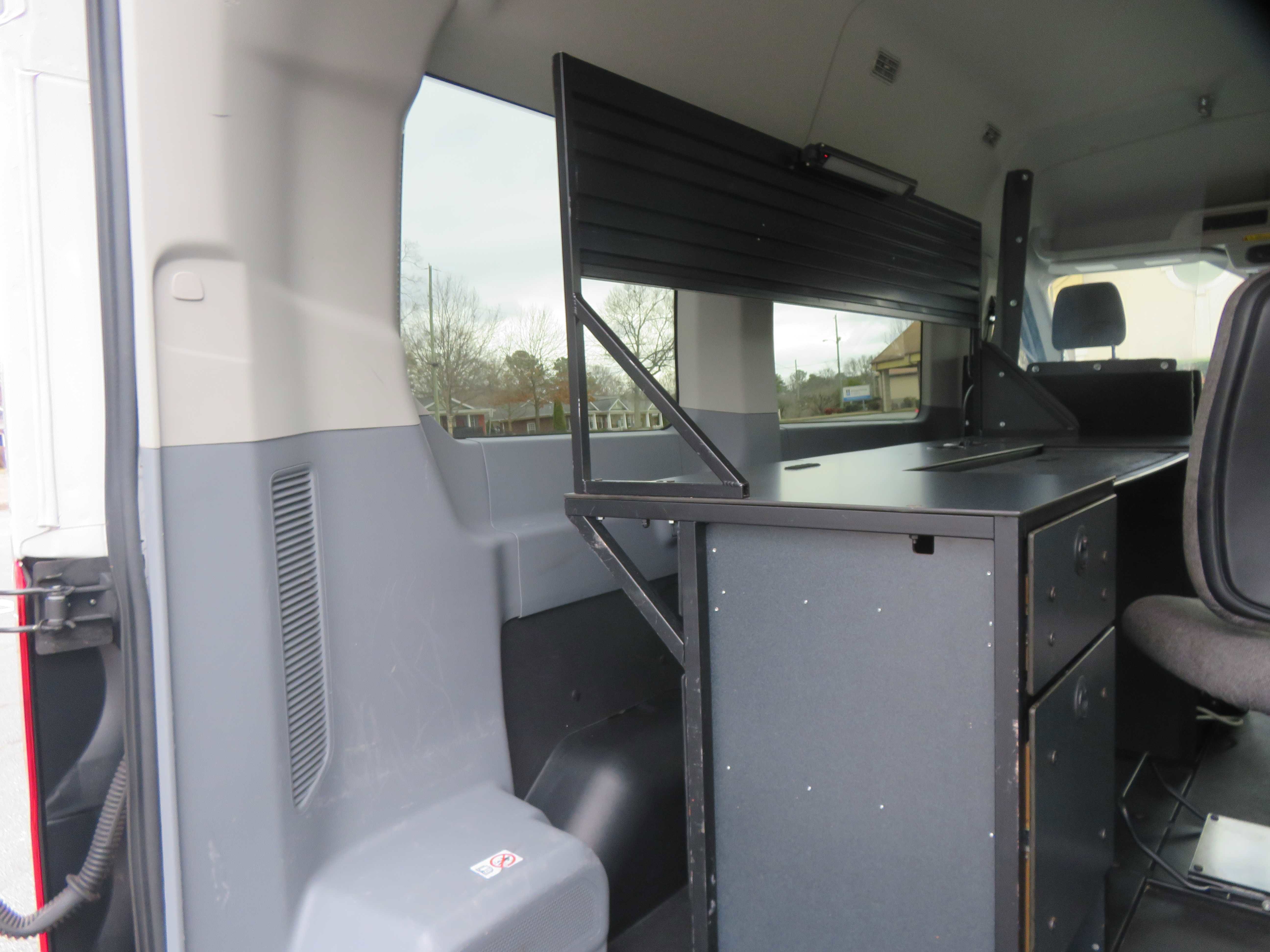 Used 2019 Ford Transit 150 XLT image 20