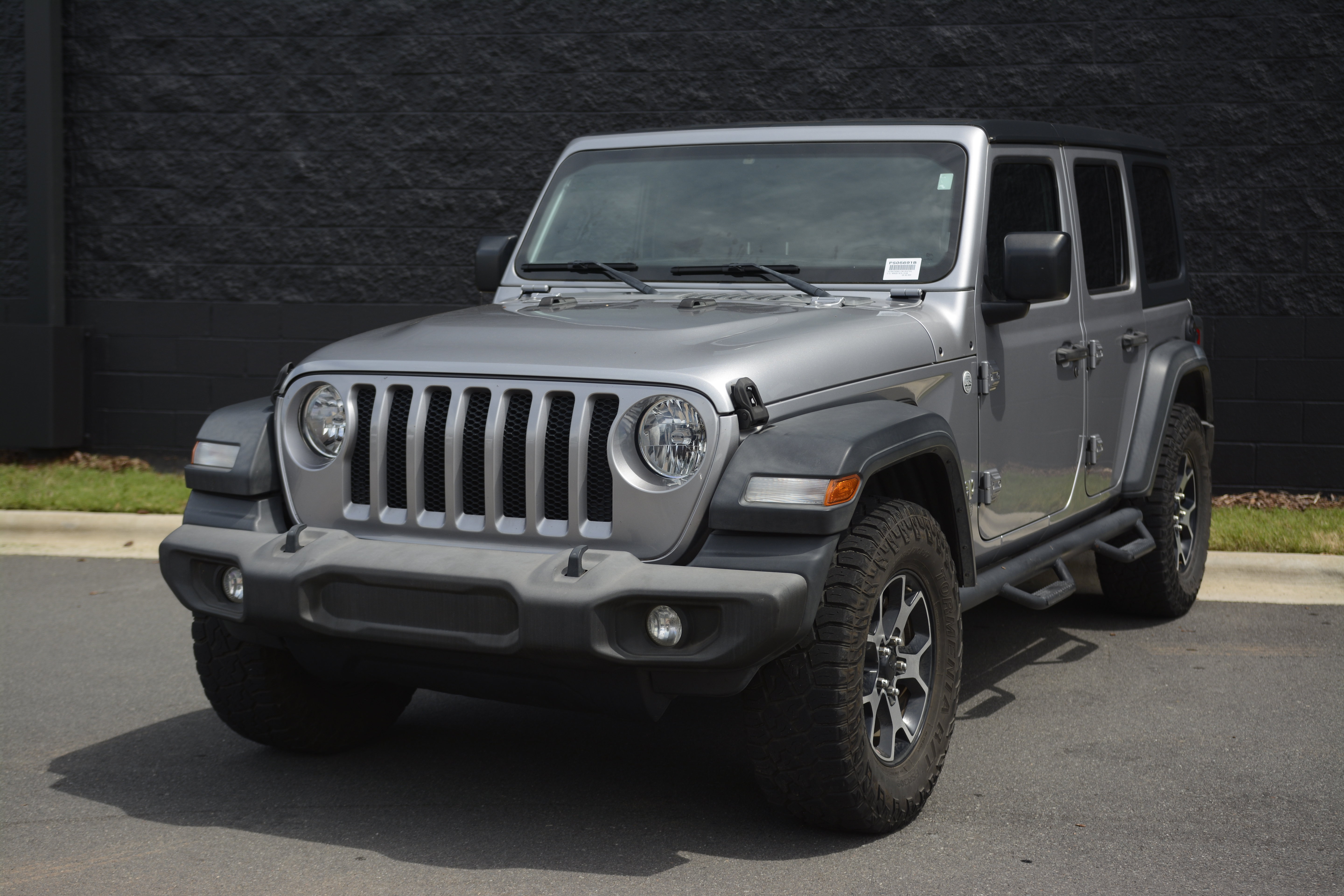 Used 2018 Jeep Wrangler Unlimited Sport AWD/4WD video 1