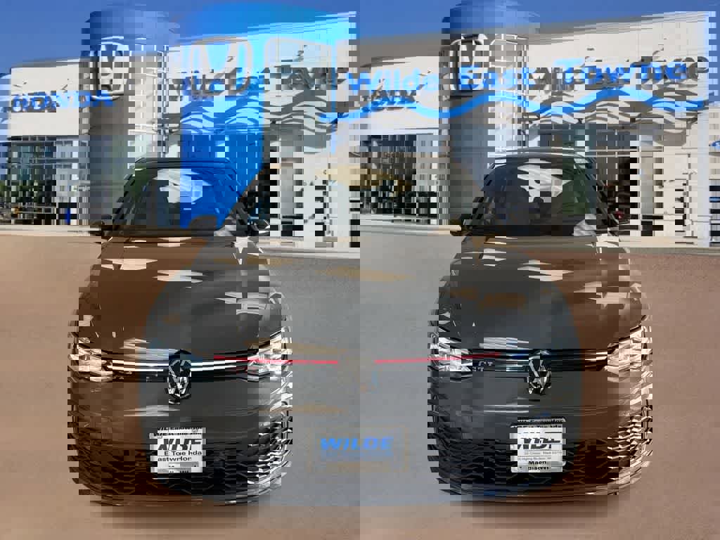 Used 2024 Volkswagen GTI Autobahn image 3