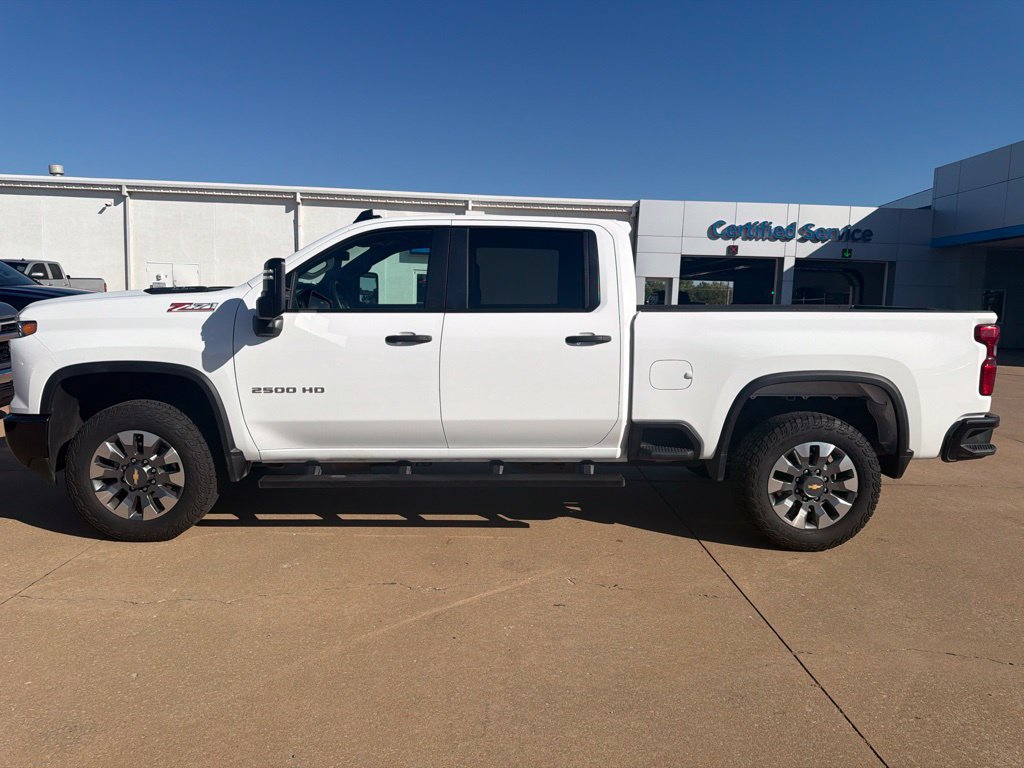 Used 2025 Chevrolet Silverado 2500 Custom w/ Custom Value Package AWD/4WD image 16