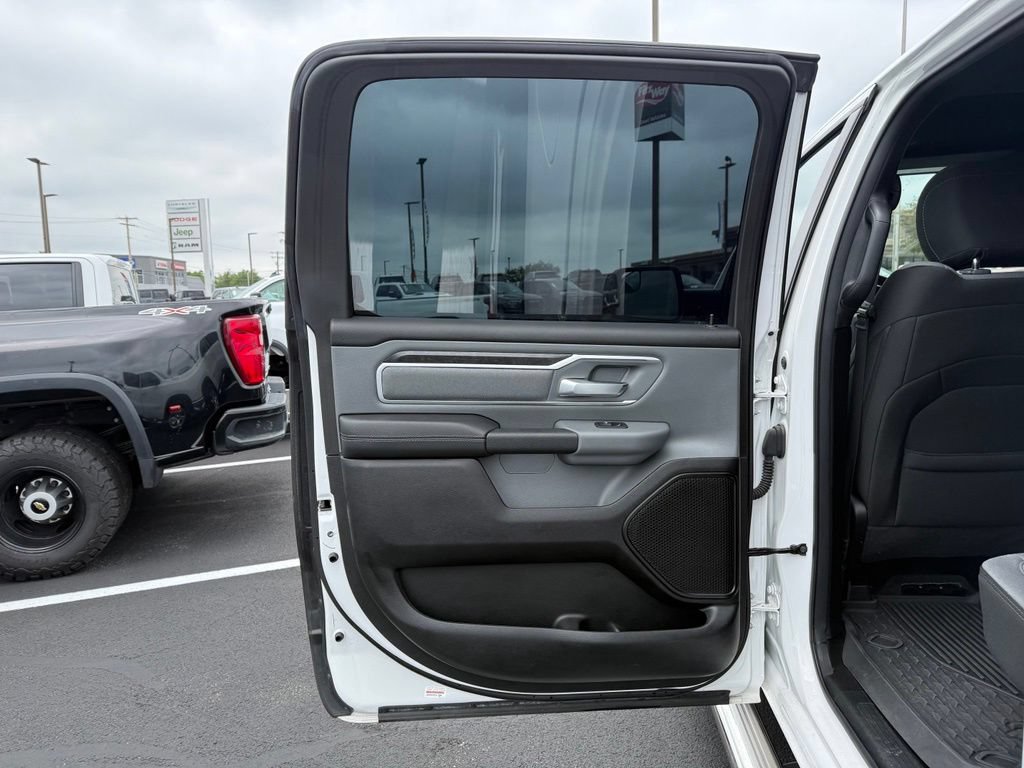 Used 2022 RAM 1500 Big Horn AWD/4WD image 10