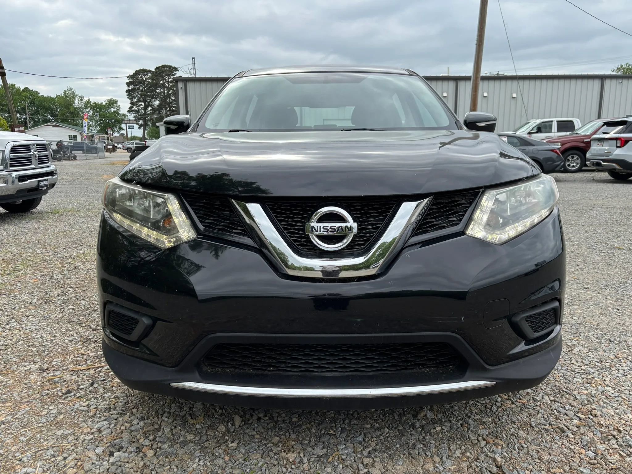 Used 2015 Nissan Rogue S image 4