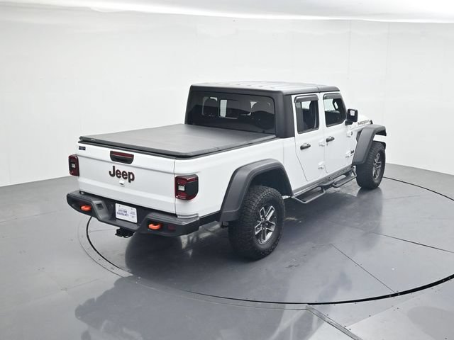 Used 2024 Jeep Gladiator Mojave w/ Technology Group AWD/4WD image 27