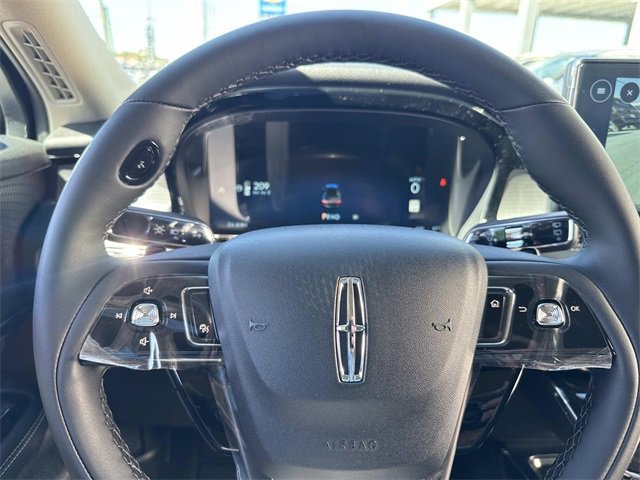 New 2026 Lincoln Corsair Premiere image 25