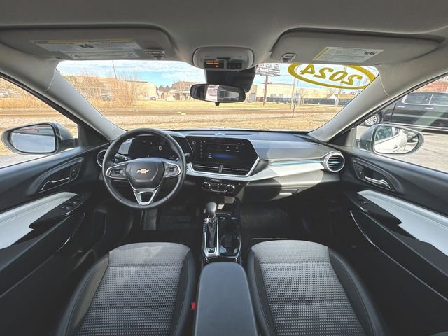 Used 2024 Chevrolet Trax LT w/ Driver Confidence Package image 19