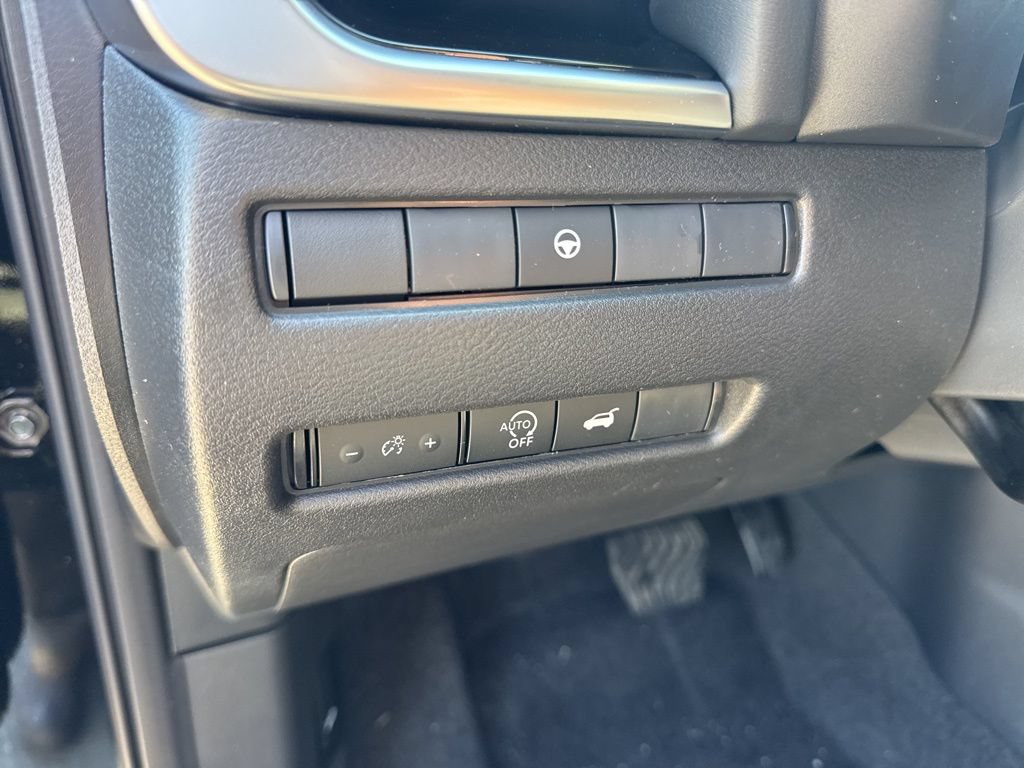 New 2026 Nissan Rogue SV AWD/4WD image 11