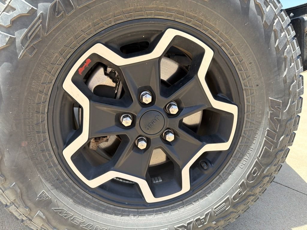 Used 2020 Jeep Gladiator Rubicon AWD/4WD image 5