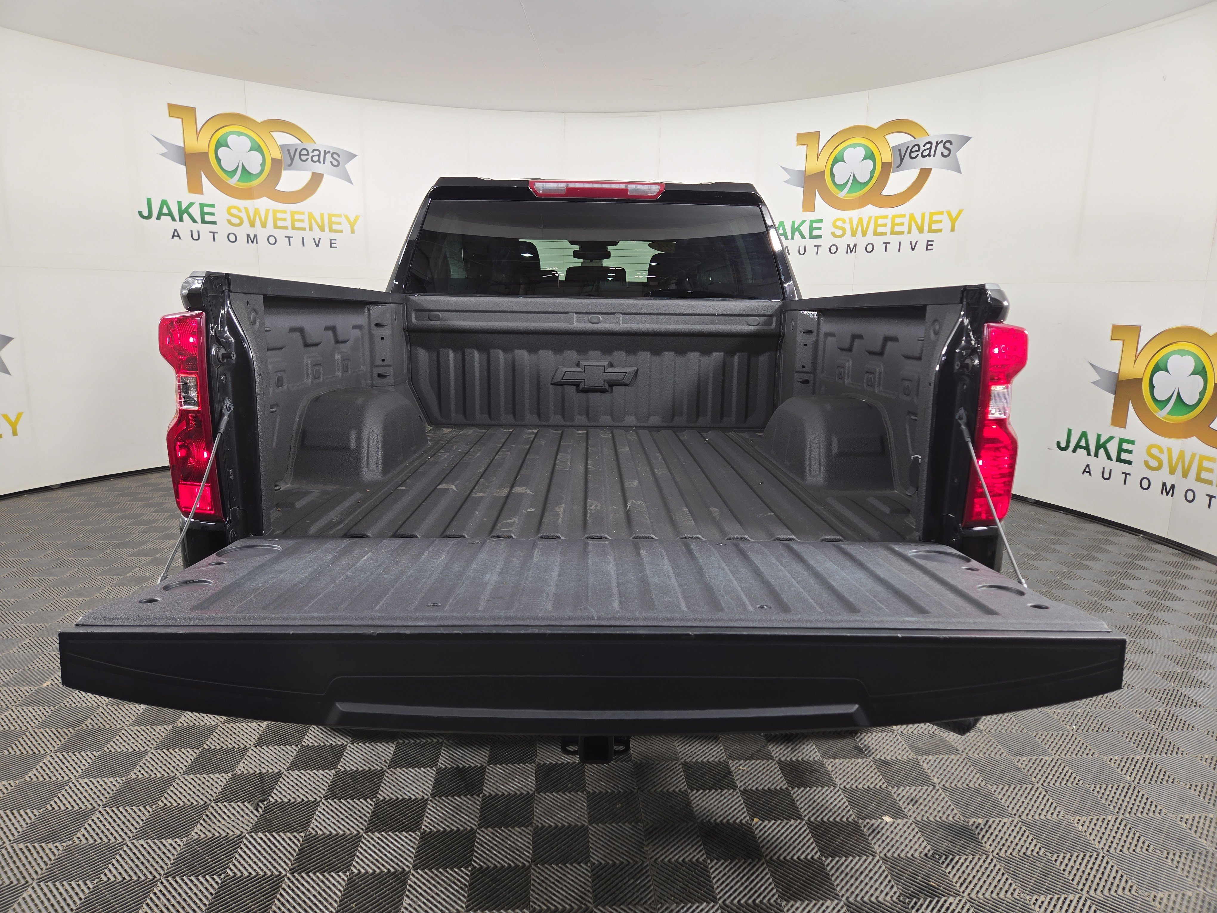 Certified 2024 Chevrolet Silverado 1500 Custom Trail Boss w/ LPO, Dark Essentials Package image 32