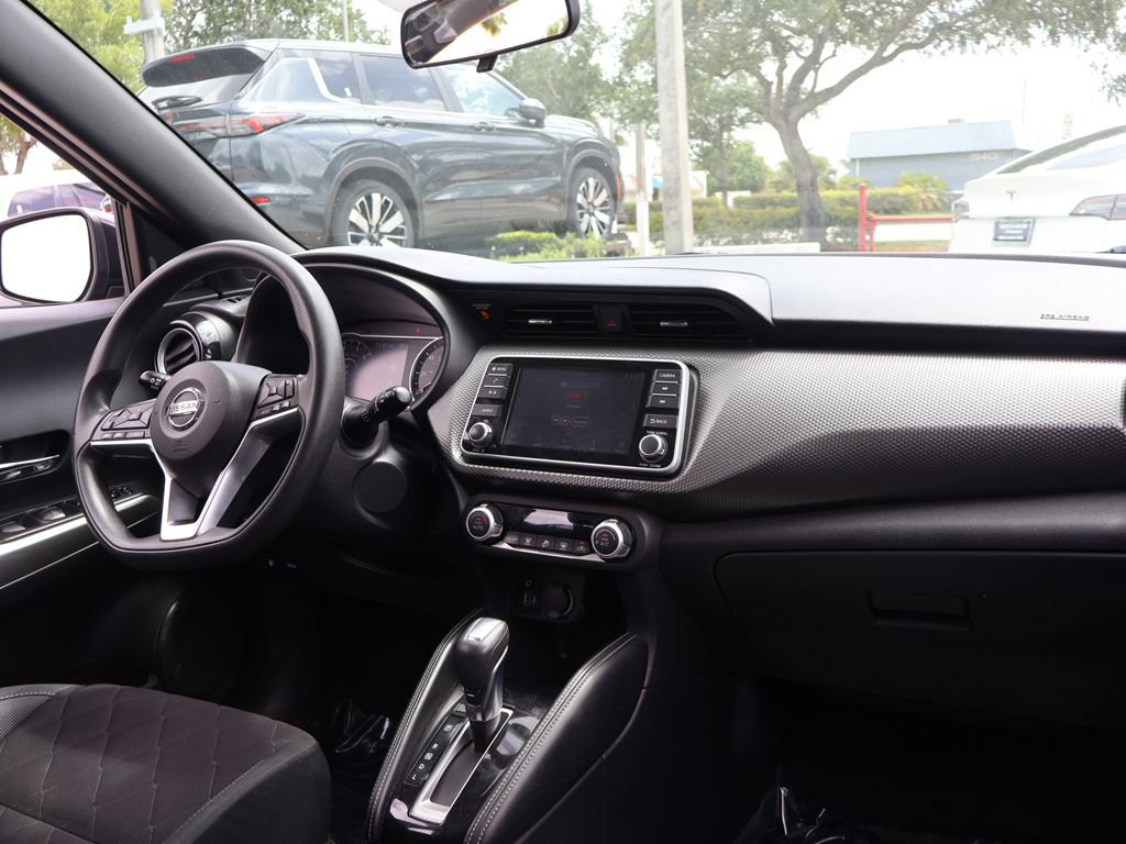 Used 2020 Nissan Kicks SV FWD image 25