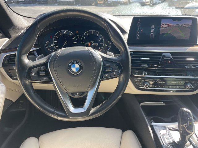 Used 2019 BMW 530i xDrive w/ Convenience Package AWD/4WD image 15