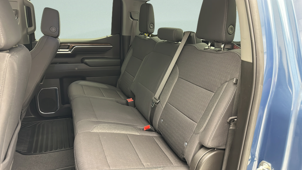 Used 2024 Chevrolet Silverado 1500 LT AWD/4WD image 12