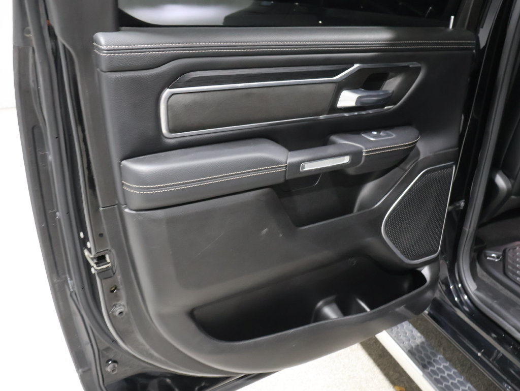 Used 2023 RAM 1500 Laramie AWD/4WD image 21