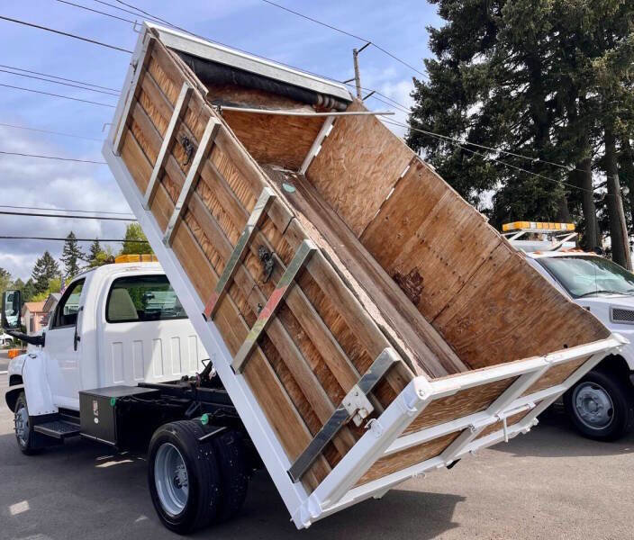 Used 2008 Chevrolet Kodiak C4500 2WD Regular Cab image 10