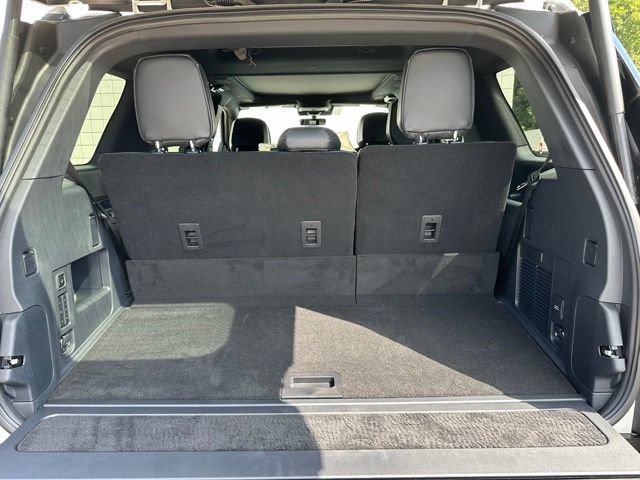 New 2027 Lincoln Navigator Reserve w/ Jet Appearance Package AWD/4WD image 27
