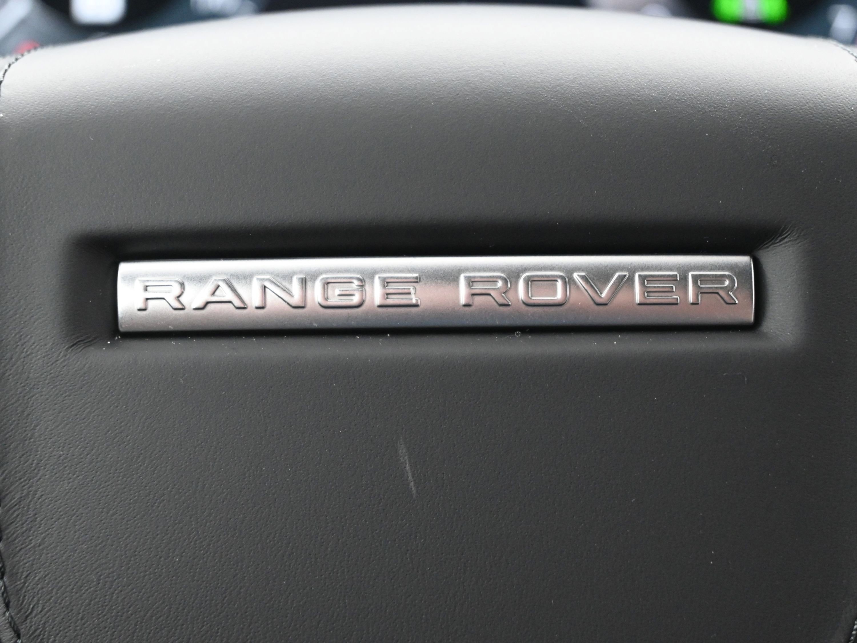 New 2026 Land Rover Range Rover Velar Dynamic SE image 20