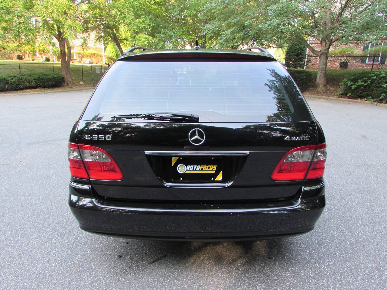 Used 2008 Mercedes-Benz E 350 4MATIC Wagon image 5